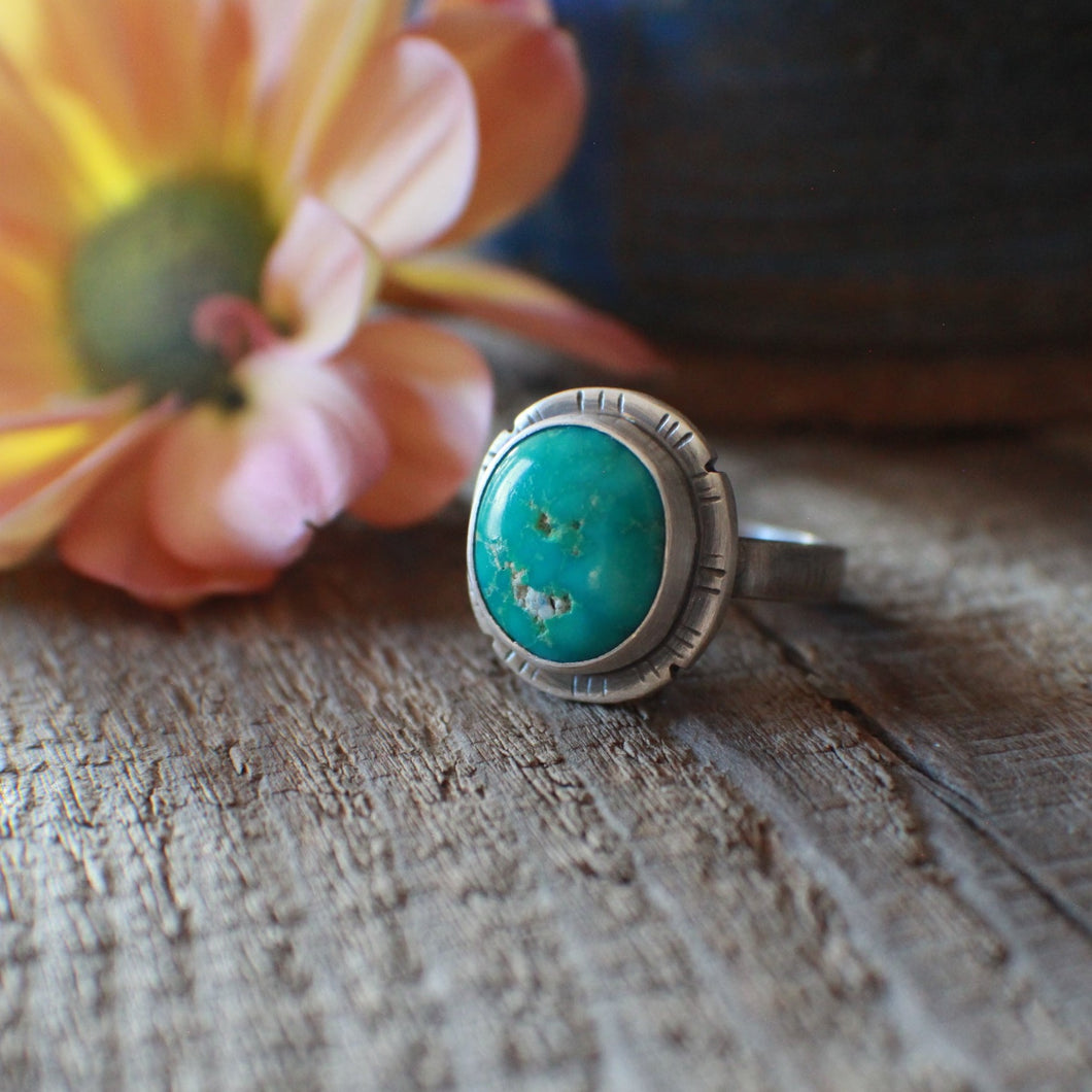 ~ A Turquoise Ring for Turquoise Lovers: Size 7 Emerald Valley Turquoise Circle