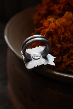 Load image into Gallery viewer, Dryhead Agate Ring - Floral size 6.5