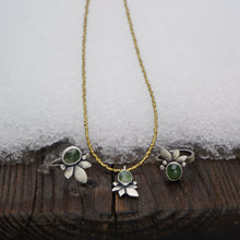 Load image into Gallery viewer, Seedling Ring size 7.25 - Green Kyanite
