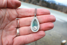 Load image into Gallery viewer, Wild Ice Pendant #3 - long drop on 20&quot; flat curb chain
