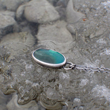 Load image into Gallery viewer, Wild Ice Pendant #5 -Oval with link &amp; bar chain at 18&quot;
