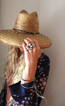 Load image into Gallery viewer, Labradorite Bloom Ring size 7.5
