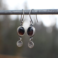 Load image into Gallery viewer, Montana Agate Mini Danglers #2
